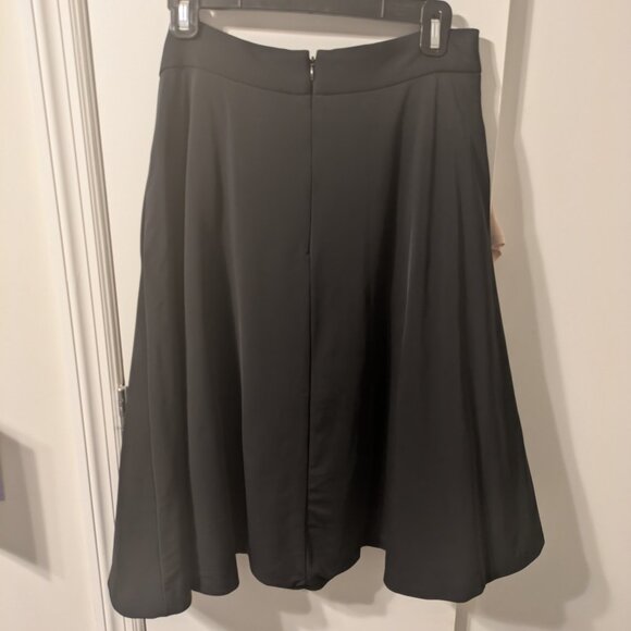 Banana Republic midi black circle/skater skirt - Picture 4 of 4